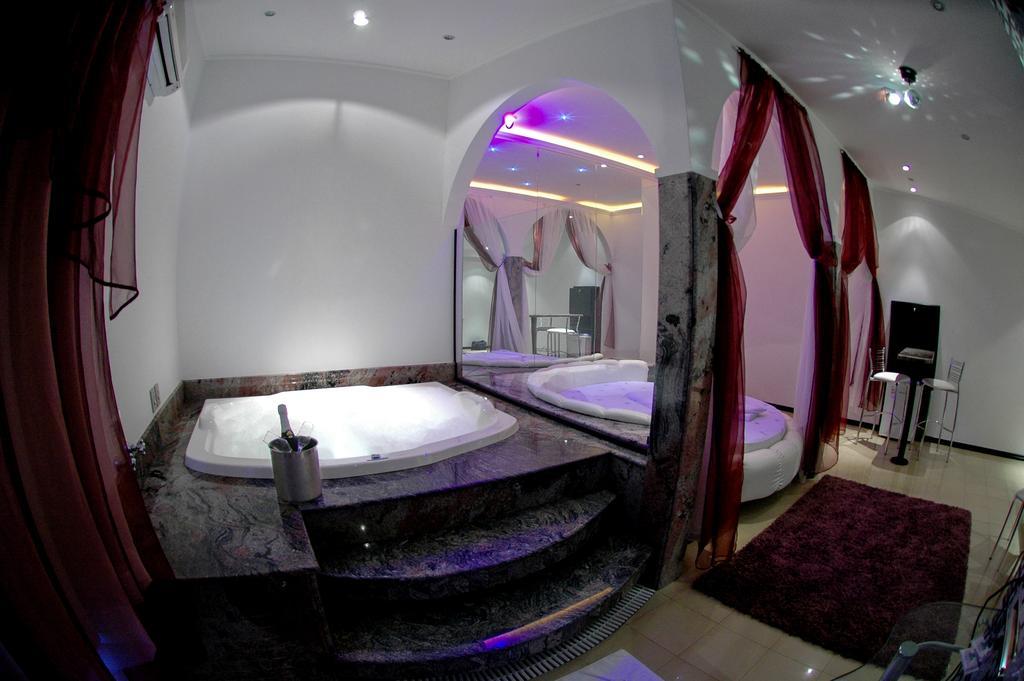 Motel Cozumel (Adults Only) Porto Alegre Esterno foto